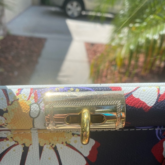 Fun Kitty Statement Bag - Picture 4 of 9